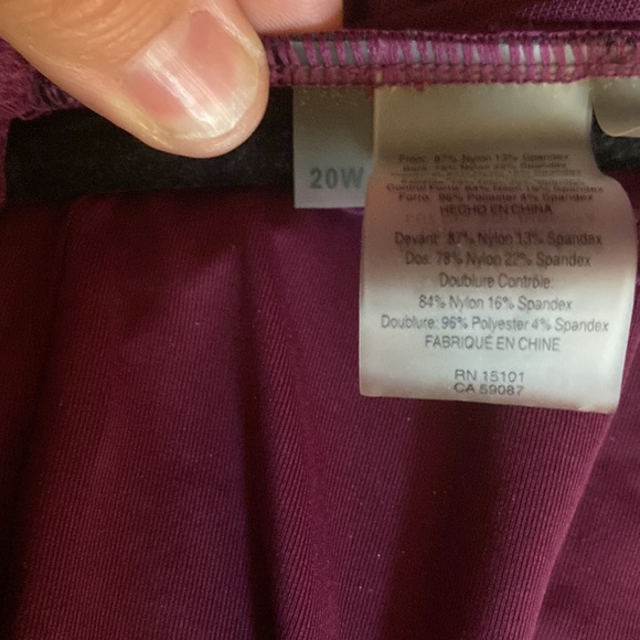 Like new bikini. Beautiful color. - Picture 6 of 7